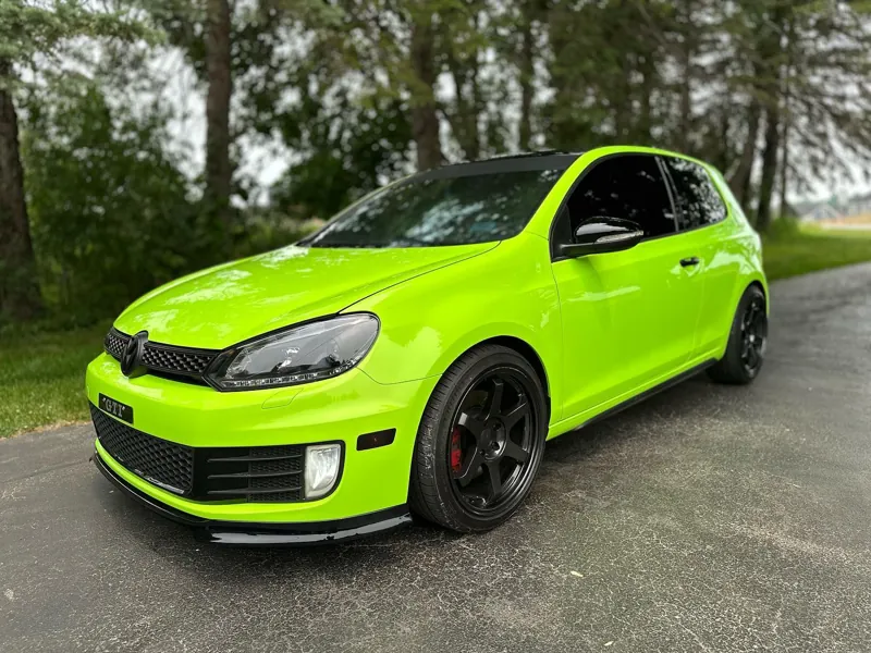 Volkswagen GTI MK6: Gecko Green GTI