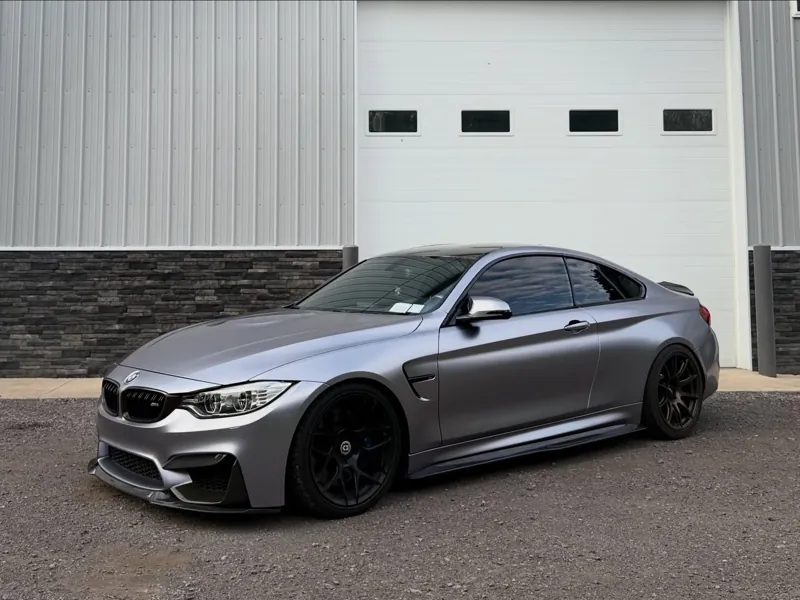BMW M4: M4 Rescue Job